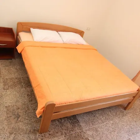 Jasmin פודגוריצה